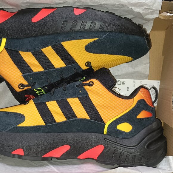 Adidas Boost ZX 22 - Picture 4 of 4